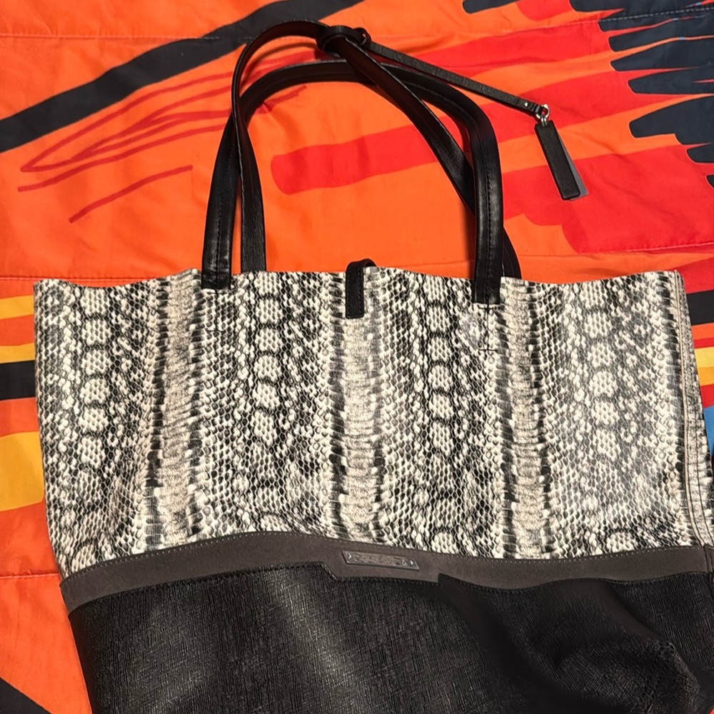 Vince Camuto handbag
